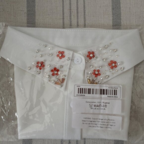 Bib Collar White Polyester with faux gemstone/pearl embellishments NWT OS - Picture 1 of 13